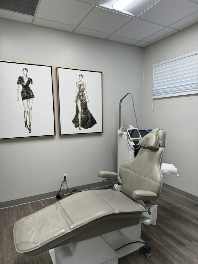 Iconic Skin Clinic- La Mirada