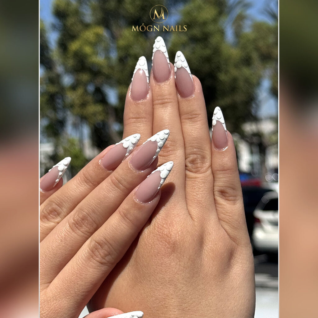 Mogn Nails